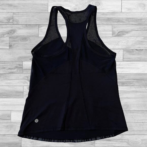 Lululemon Ace tank, black, size 4 - Picture 5 of 6